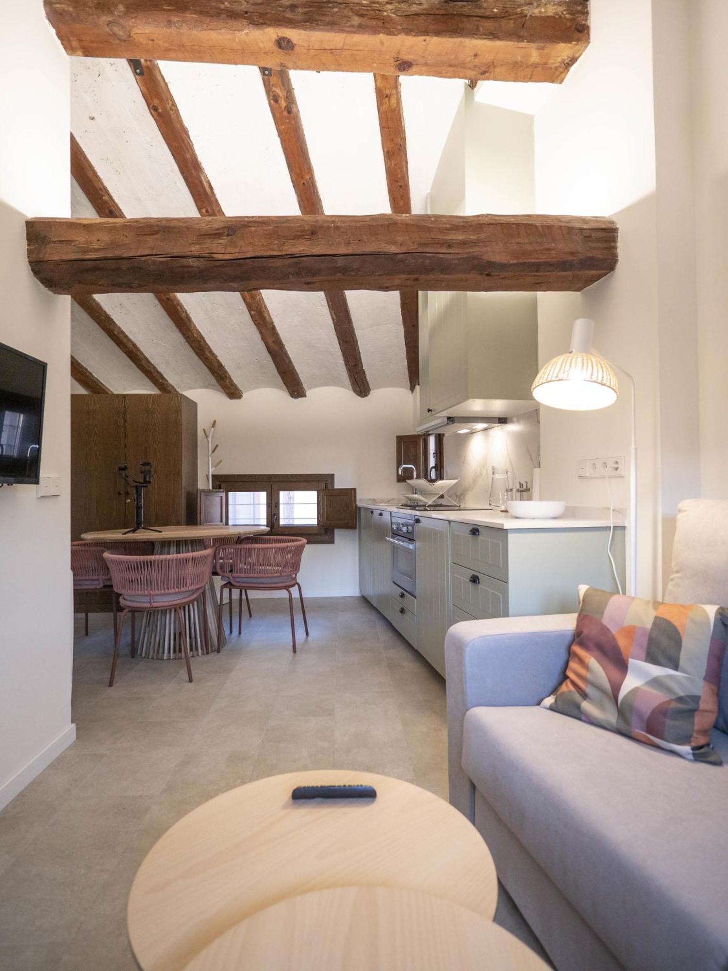 La Casa Amarilla Apartamento Enebro 阿尔巴拉辛 外观 照片