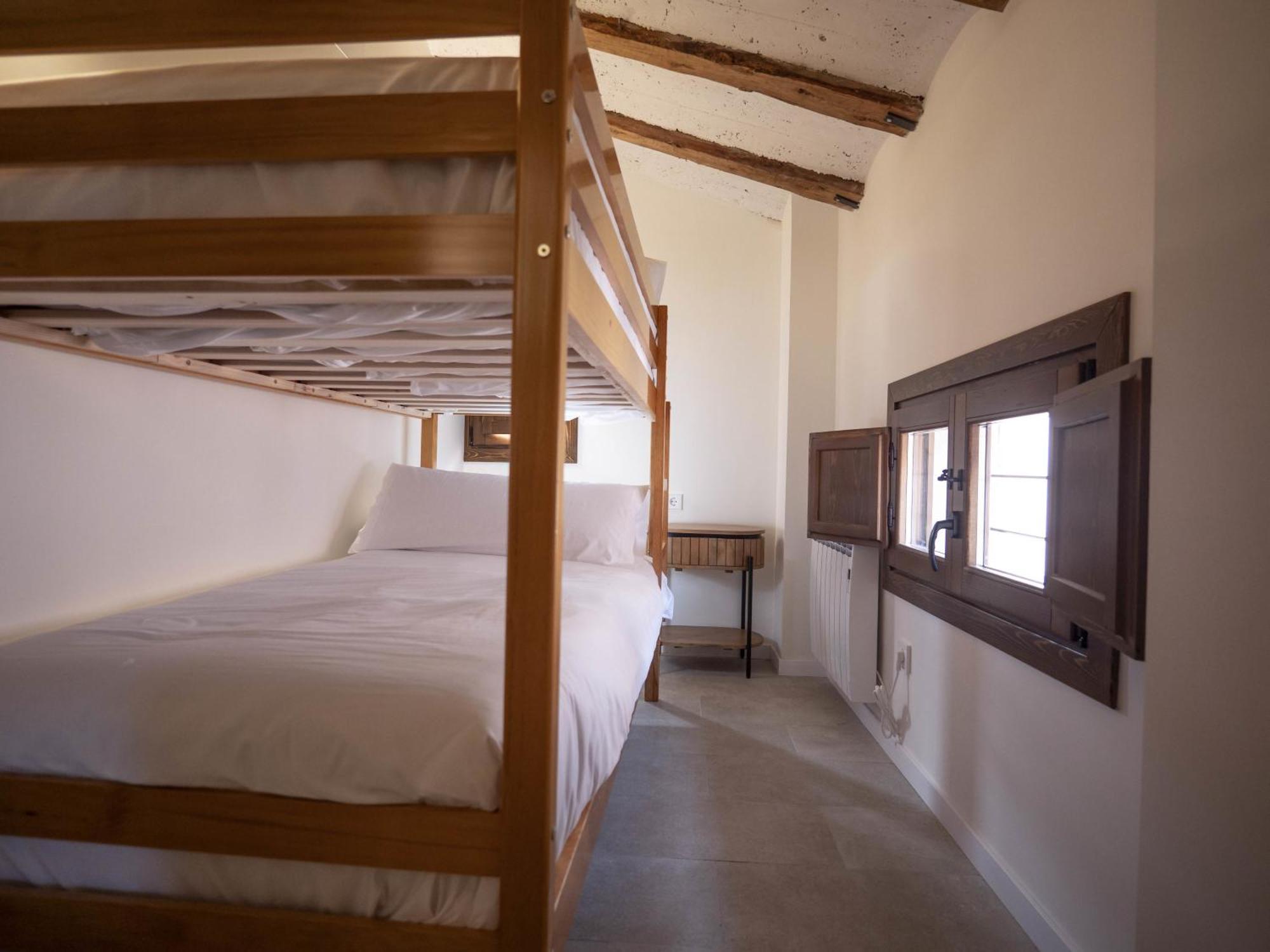 La Casa Amarilla Apartamento Enebro 阿尔巴拉辛 外观 照片