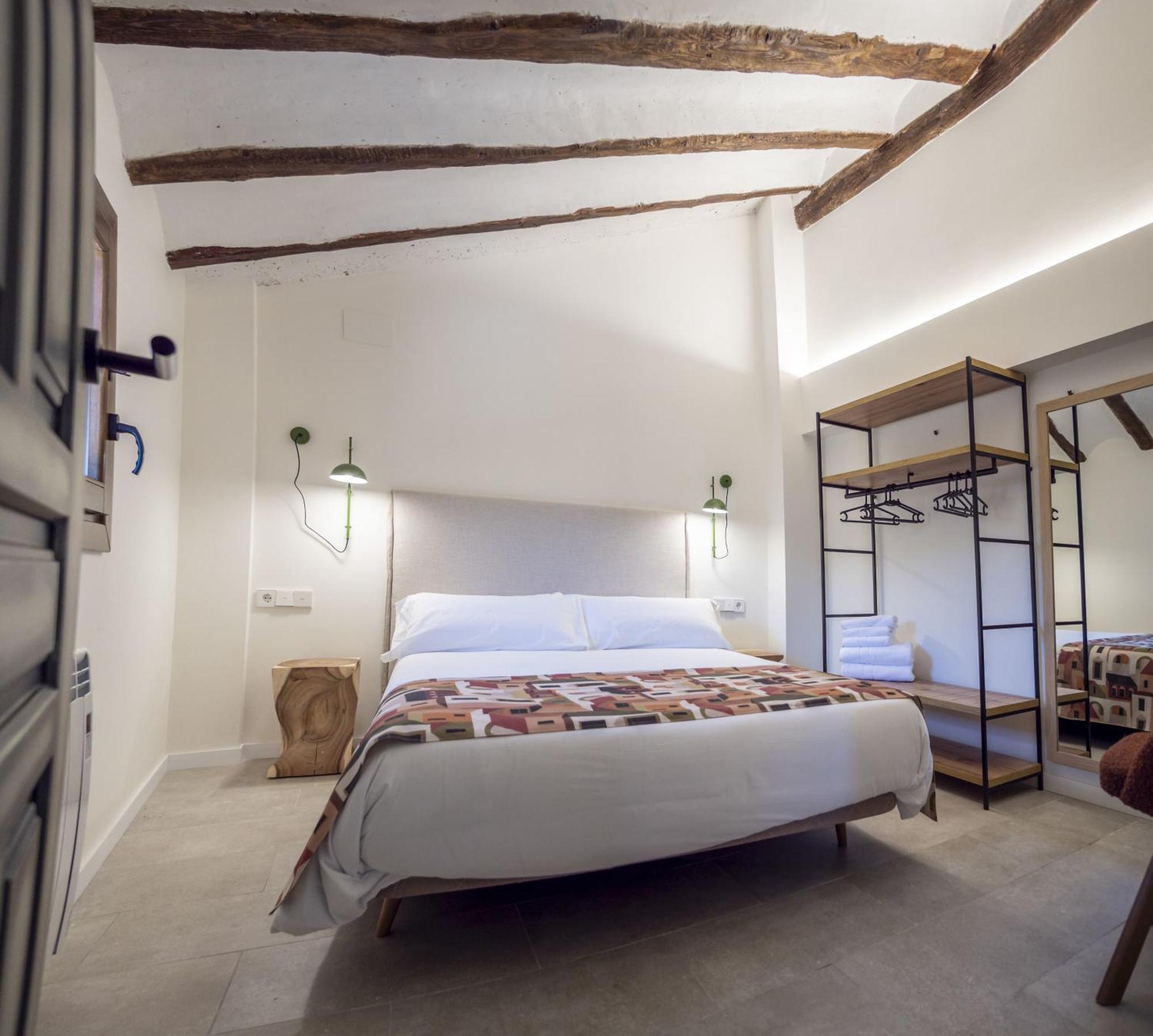 La Casa Amarilla Apartamento Enebro 阿尔巴拉辛 外观 照片